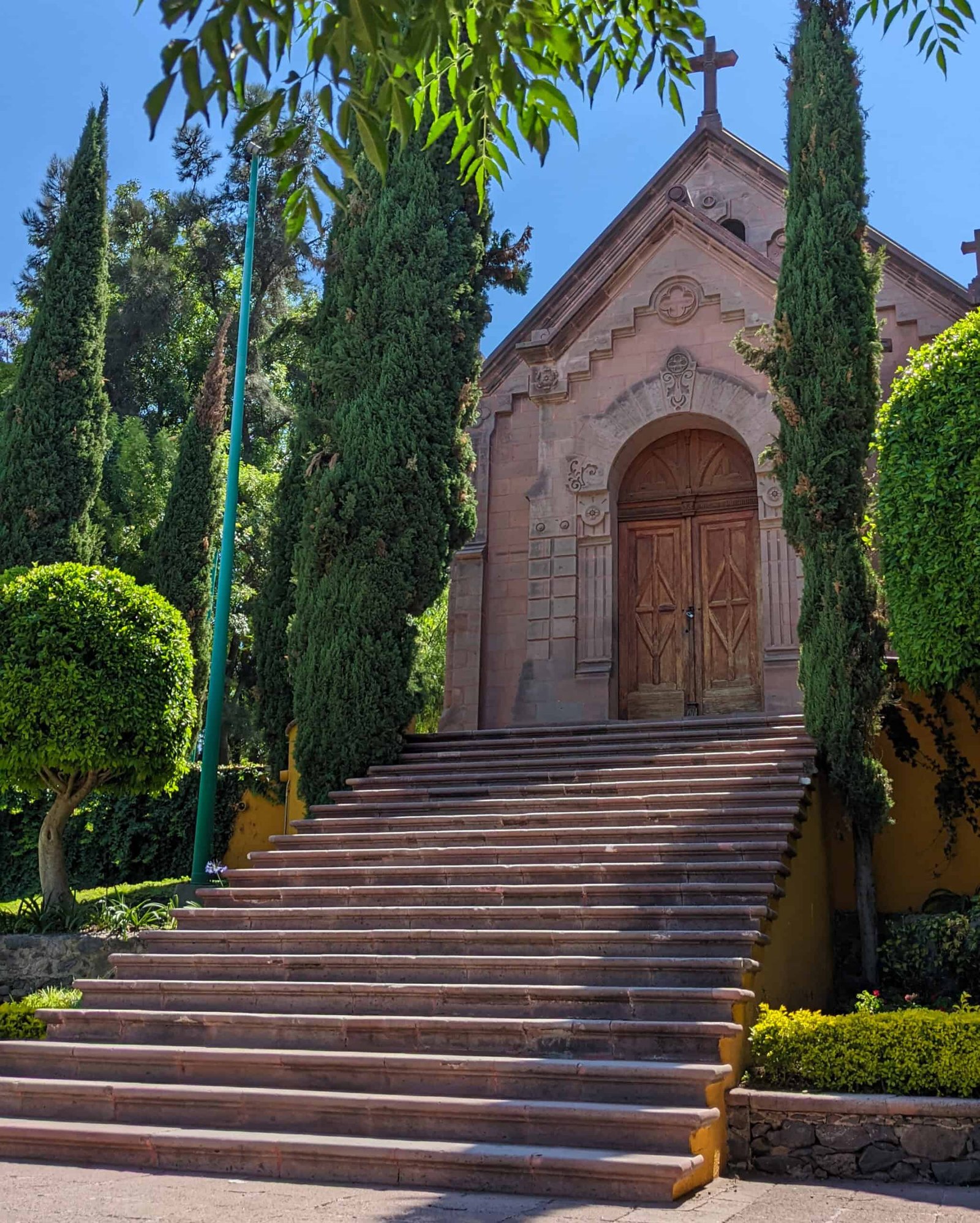 the chapel at cerras de las campanas queretaro
