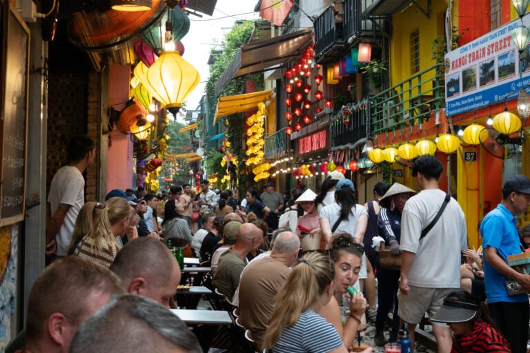 Hanoi Travel Cost Calculator
